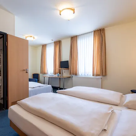 Trip Conti Hotell 3*