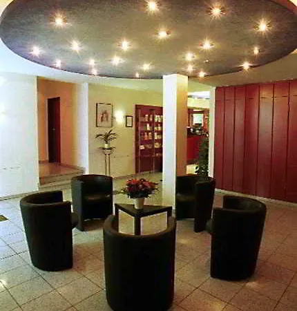 Trip Conti Hotell 3*