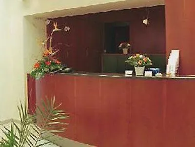 Trip Conti Hotell 3*